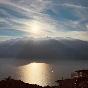 https://casa-cristina-tignale.it-lombardy.com